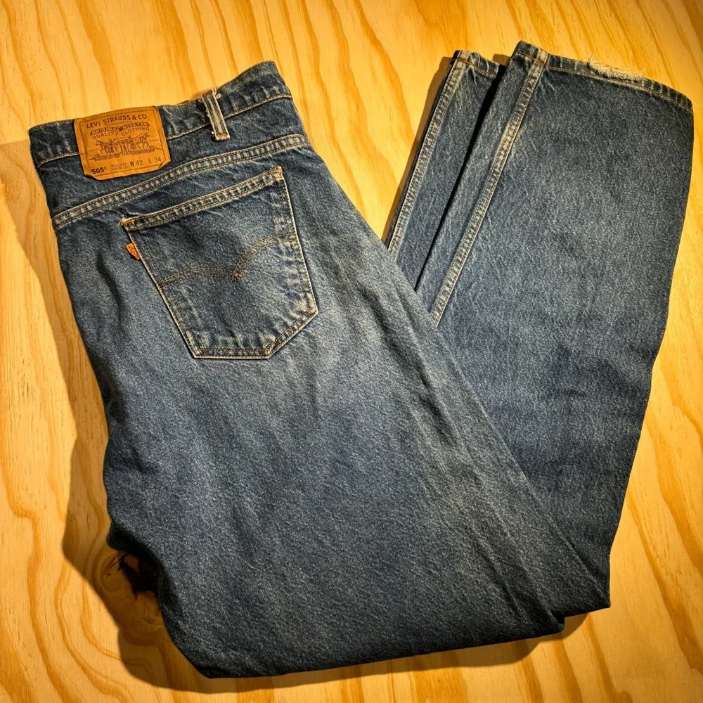 Levi's Men's 505 Regular Fit Straight Leg Orange Tab Medium Wash Jeans 42